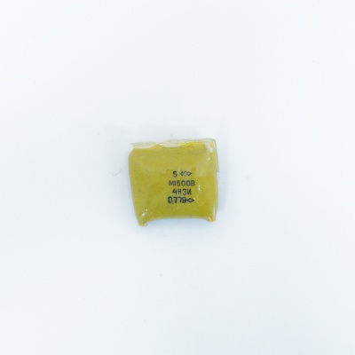 км рыжие; v; м1500 кг 